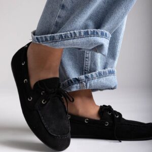 Mocasín negro