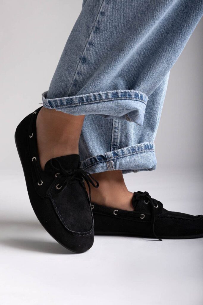 Mocasín negro
