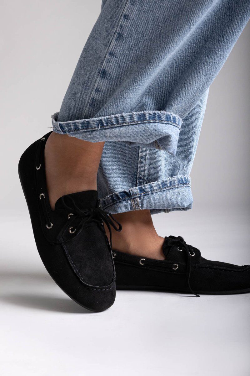 Mocasín negro