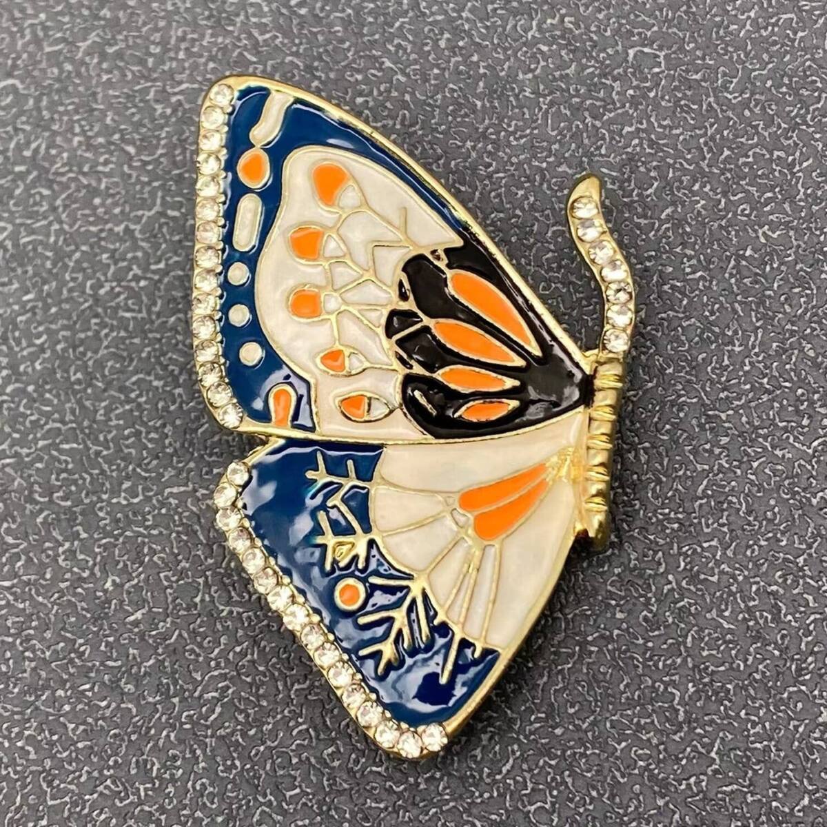 Broche
