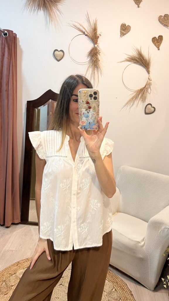 Blusa Éter Romántica